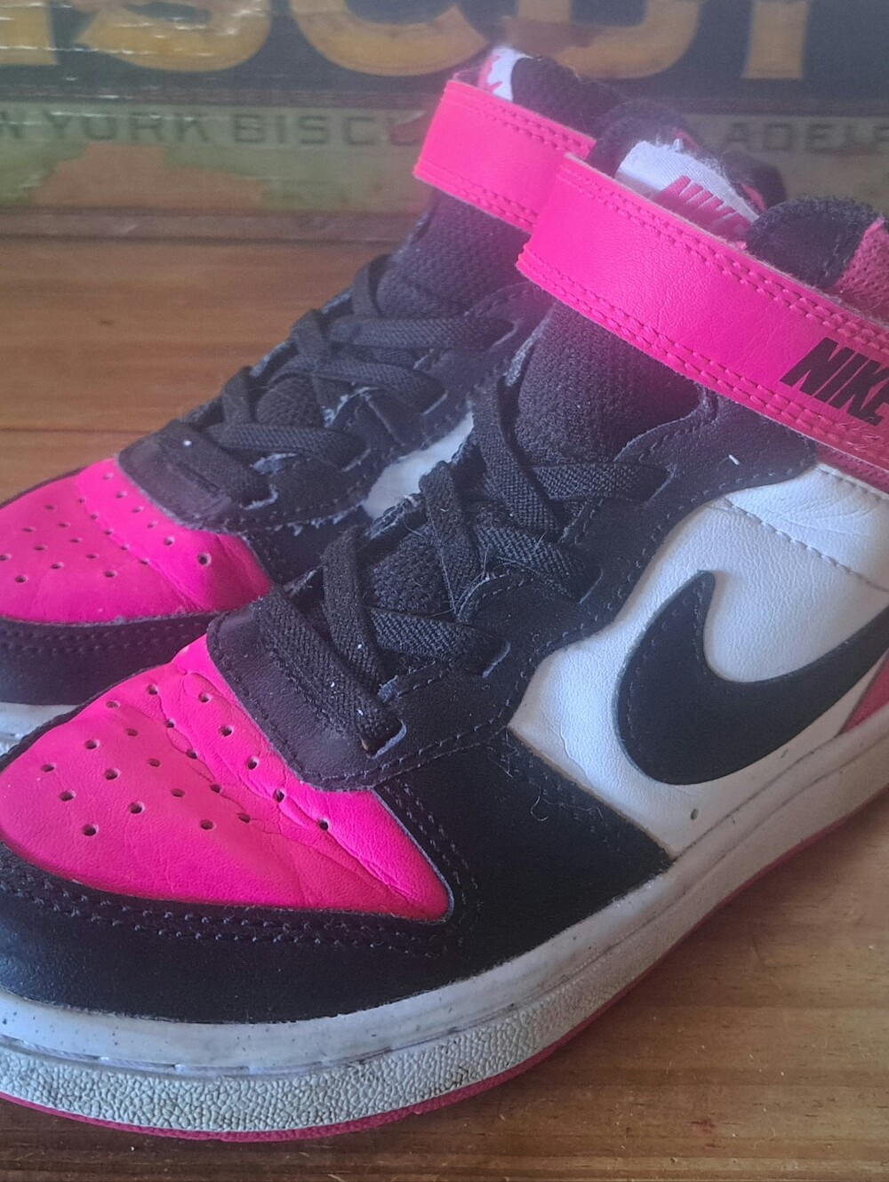 Nike Court Borough Mid 2 Sneakers Kids Size 12C Pink Black Mid Tops HV0935-100